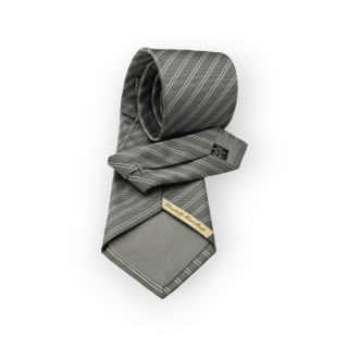 Cravatta Made in Como in pura seta grigio scuro e grigio 8cm x 150cm - Ideale per cerimonie (#790)